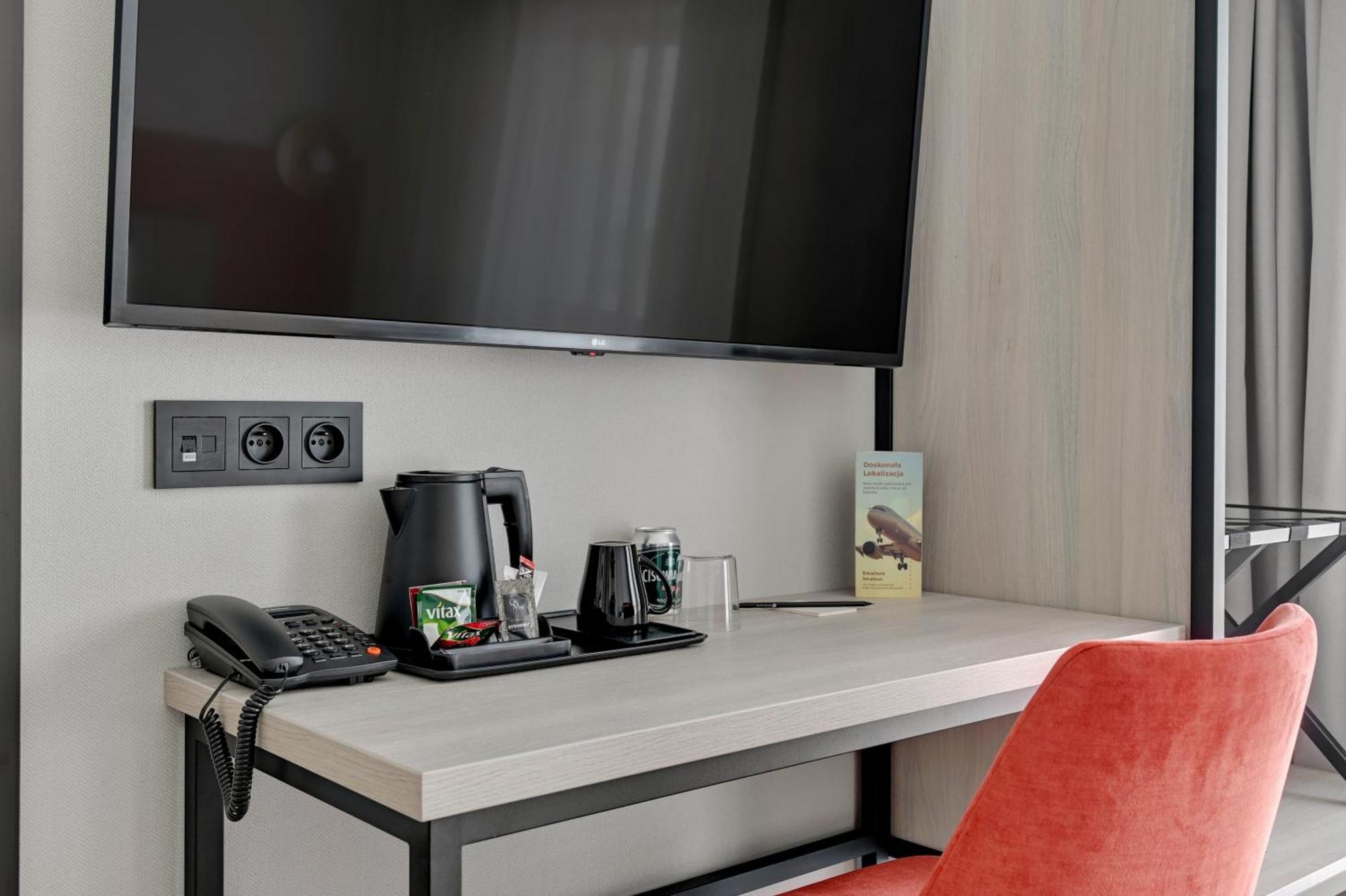 Milo Airport Hotel 3*